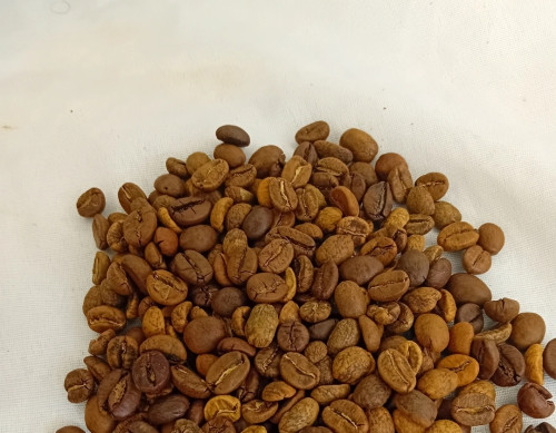 70 عربیکا کلمبیا 30 روبوستا اوگاندا